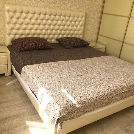 Apartment 2 к аркадия с джакузи Odessa