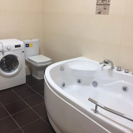 2 к аркадия с джакузи Apartamento Odesa